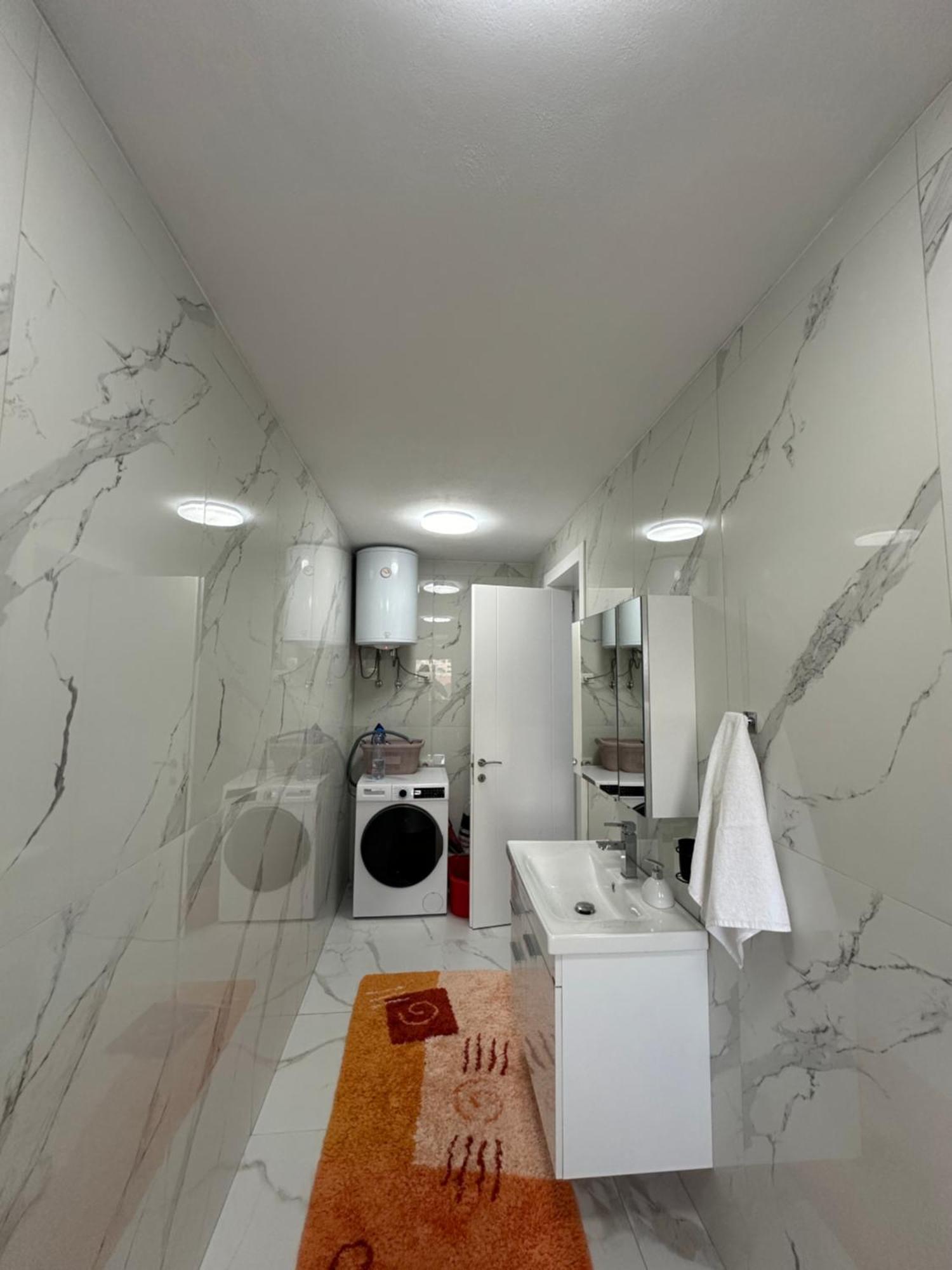 Elezi Apartment City Centre 티라나 외부 사진